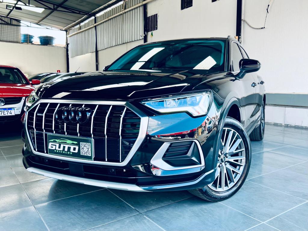 Audi Q3 2.0 40 TFSI GASOLINA PERFORMANCE BLACK PLUS QUATTRO TIPTRONIC 2024