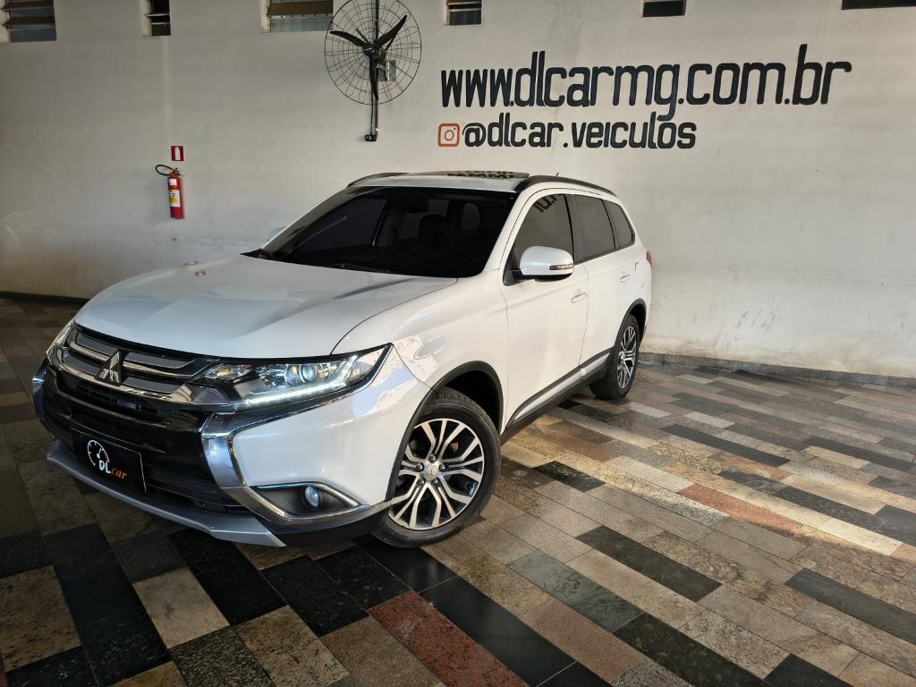 Mitsubishi Outlander OUTLANDER 2.0 16V 160cv Aut. 2016