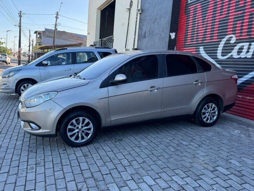 Fiat Grand Siena Siena 1.4 Attractive 2013
