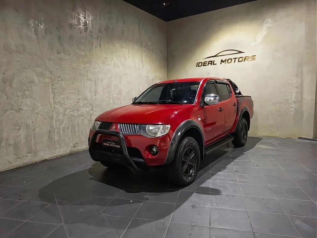 Mitsubishi L200 2010