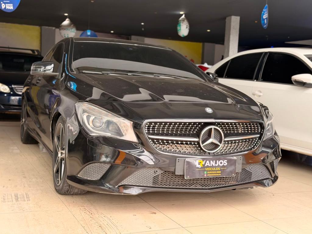 Mercedes-Benz Cla-200 1.6 TB 16V FLEX AUT. 2014