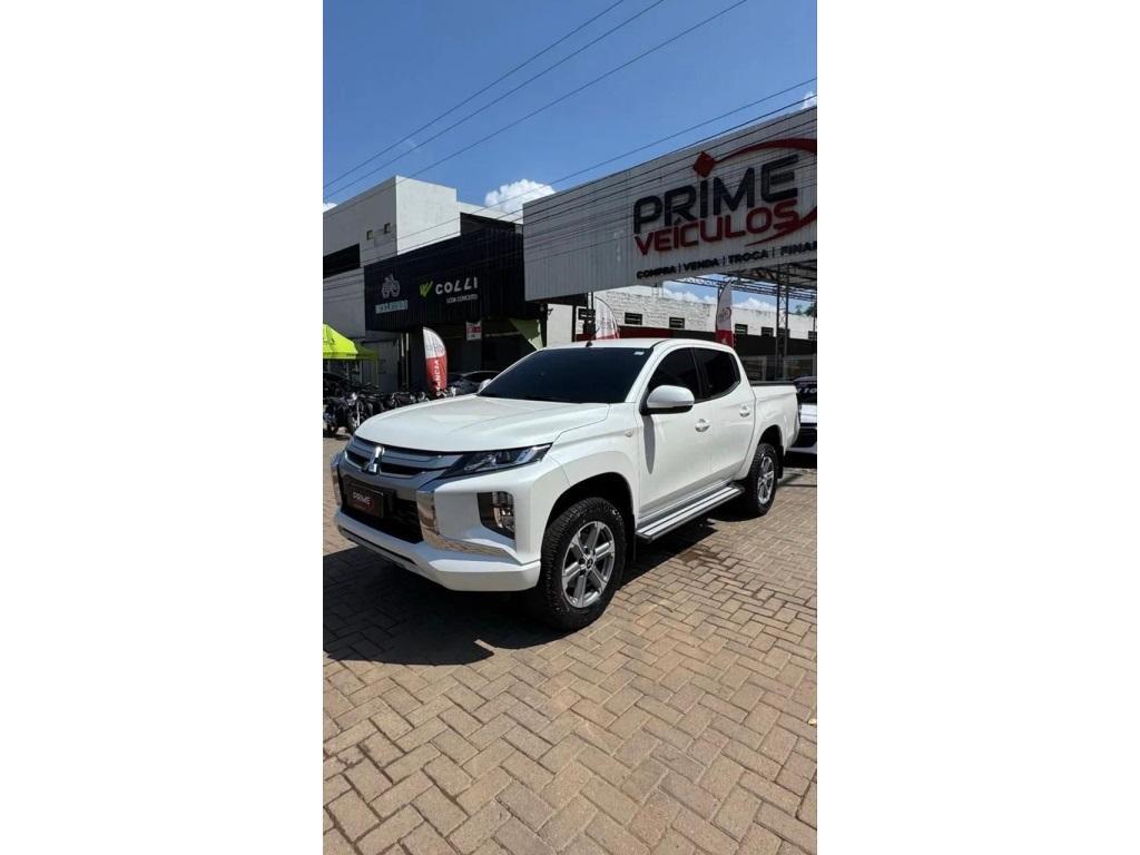 Mitsubishi L200 L200 Trit. S.Out. GLS 2.4 CD Diesel Aut. 2025