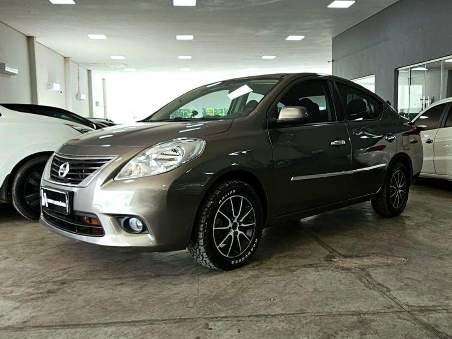 Nissan Versa VERSA 1.0 12V FlexStart 4p Mec. 2014