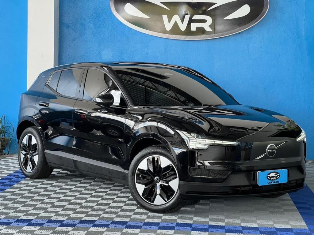Volvo Ex30 Bev 51kwh Recharge Core Rwd