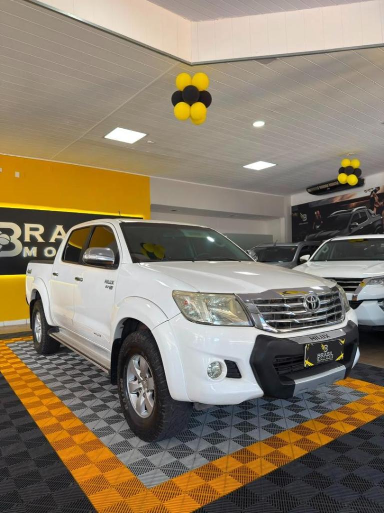 Toyota Hilux Hilux CD SRV 4x4 2.7 Flex 16V Aut. 2013