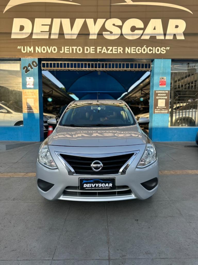 Nissan Versa SV 1.6 16V CVT 2018