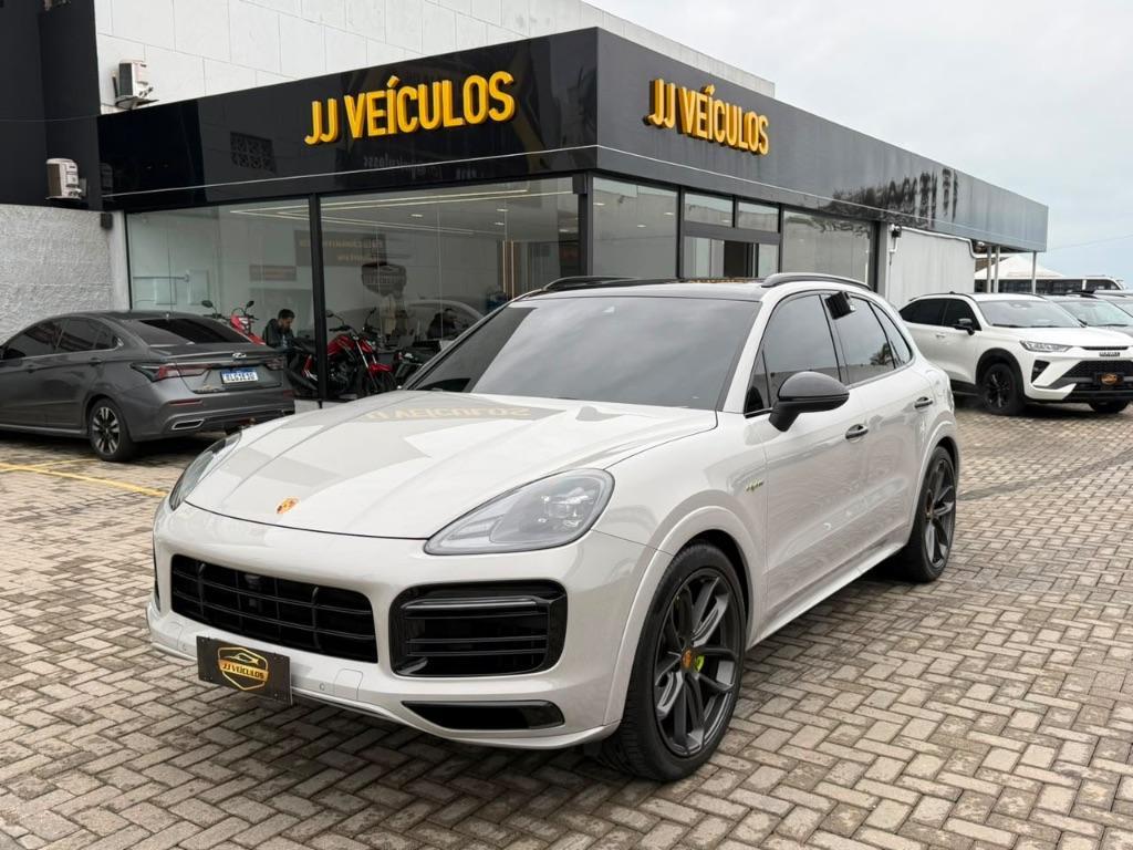 Porsche Cayenne 2023