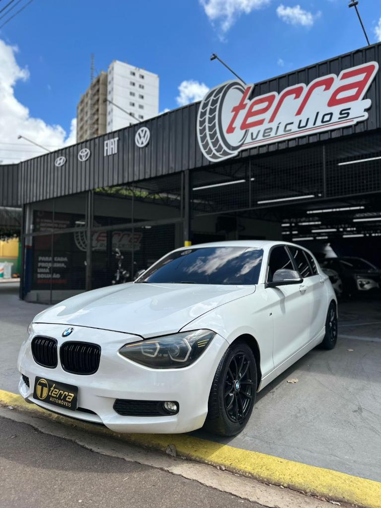 BMW 116I 1.6 16V TURBO GASOLINA 4P AUTOMÁTICO 2014