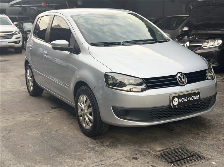 Volkswagen Fox Fox 1.0 Mi Total Flex 8V 3p 2013