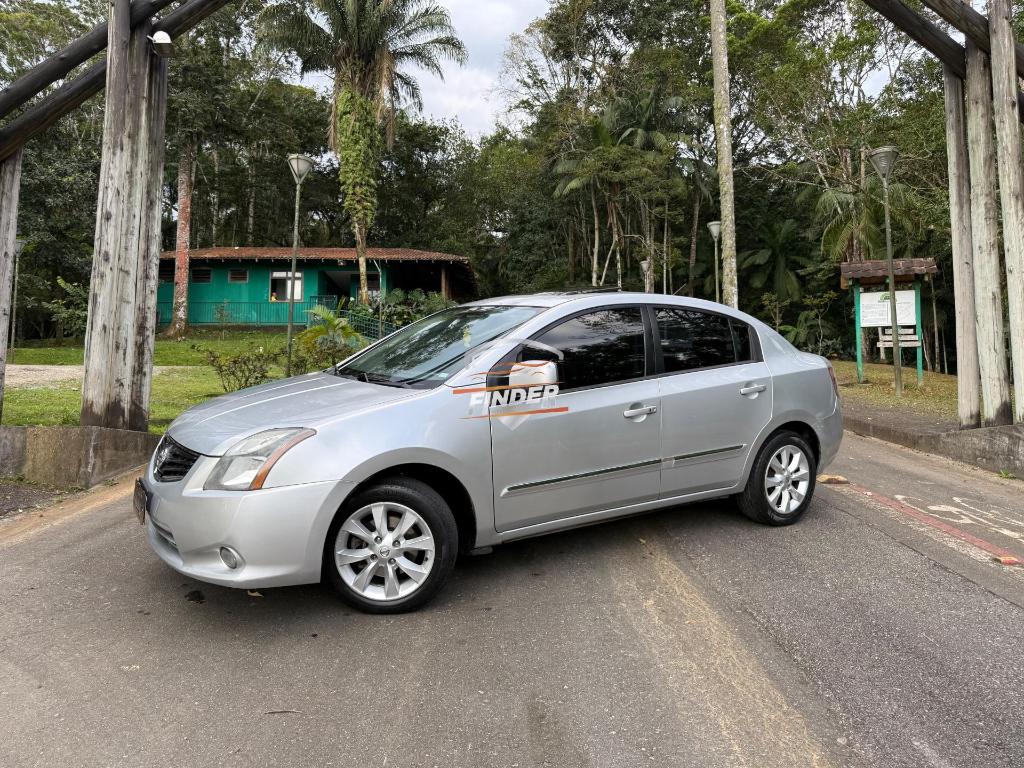 Nissan Sentra Sentra SL 2.0/ 2.0 Flex Fuel 16V Aut. 2013