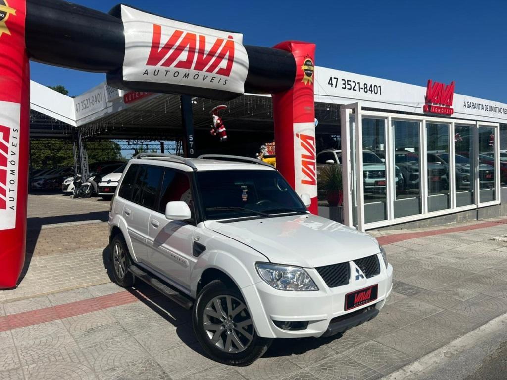 Mitsubishi Pajero 2015