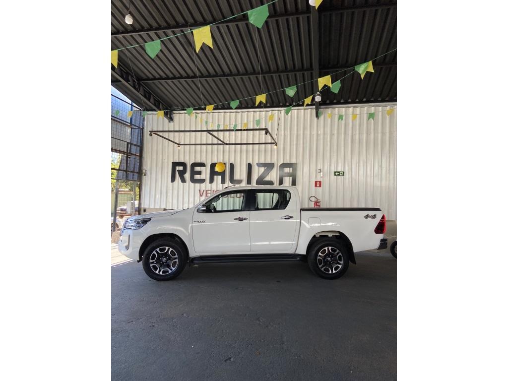 Toyota Hilux 2022