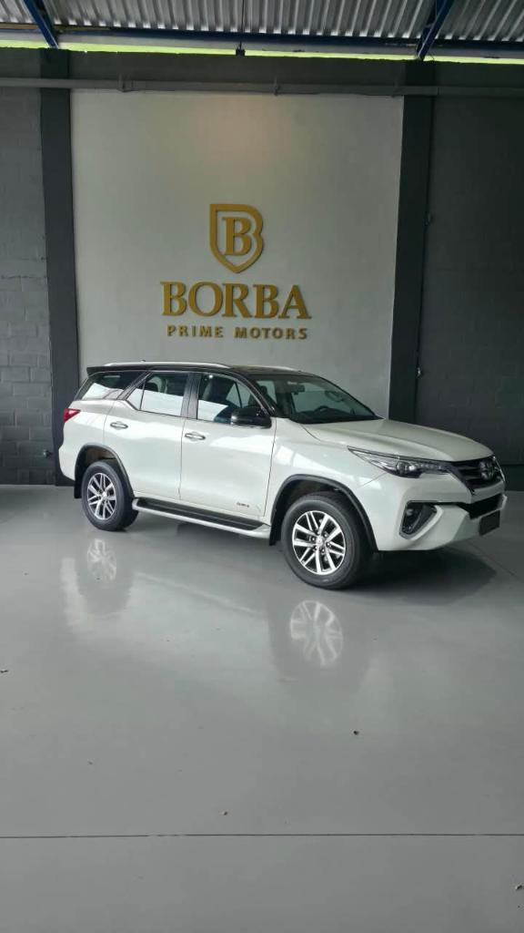 Toyota Sw4 Hilux SW4 SRX 4x4 2.8 TDI 16V Dies. Aut. 2019