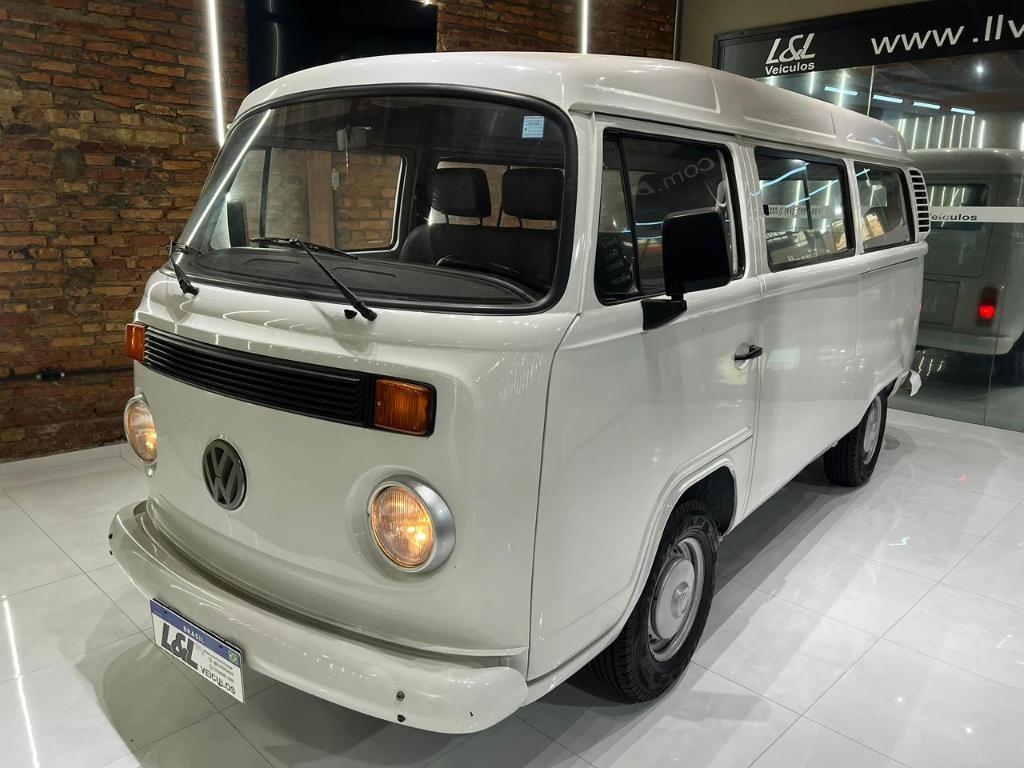 Volkswagen Kombi STANDARD 1.6 8V 2004