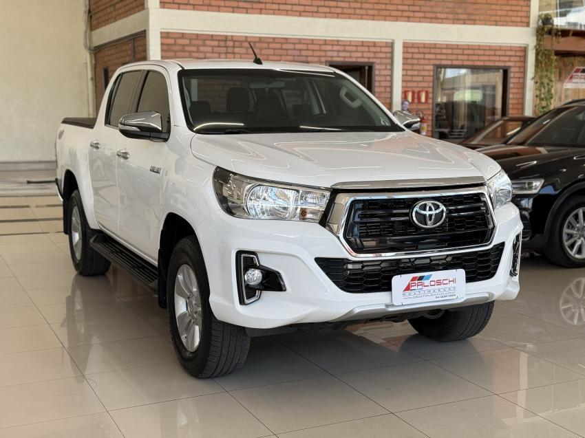 Toyota Hilux CD 4X4 2.8 DIESEL AUT. 2017