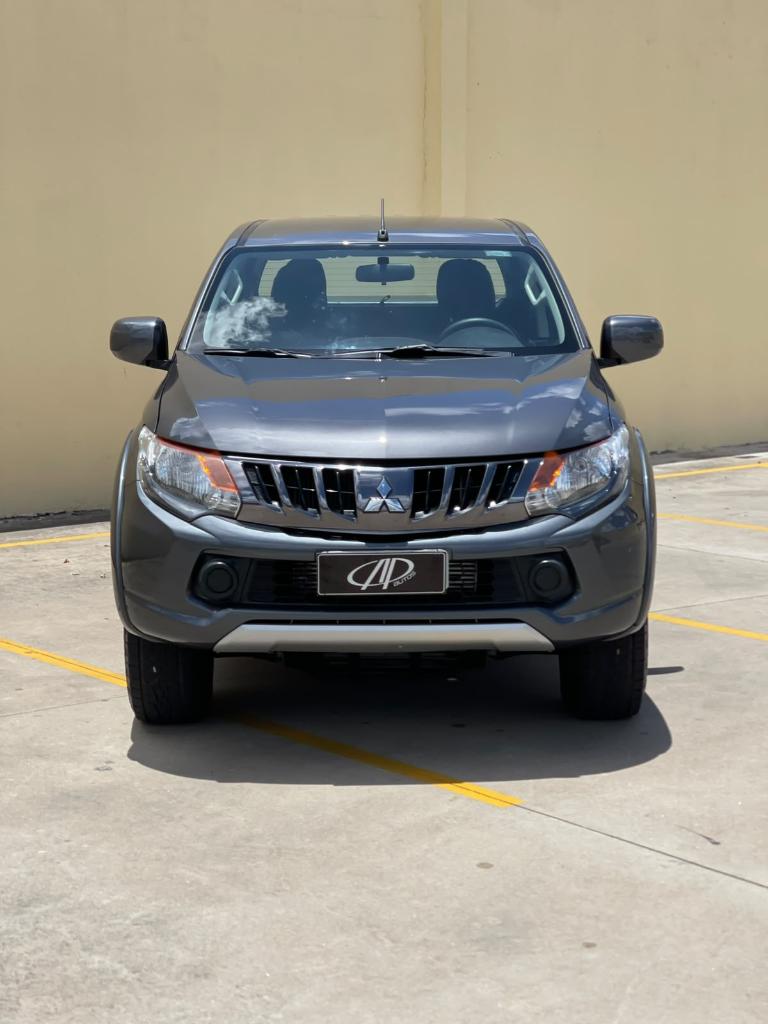 Mitsubishi L200 Triton Sport 2.4 D Gls Auto 4wd 2019
