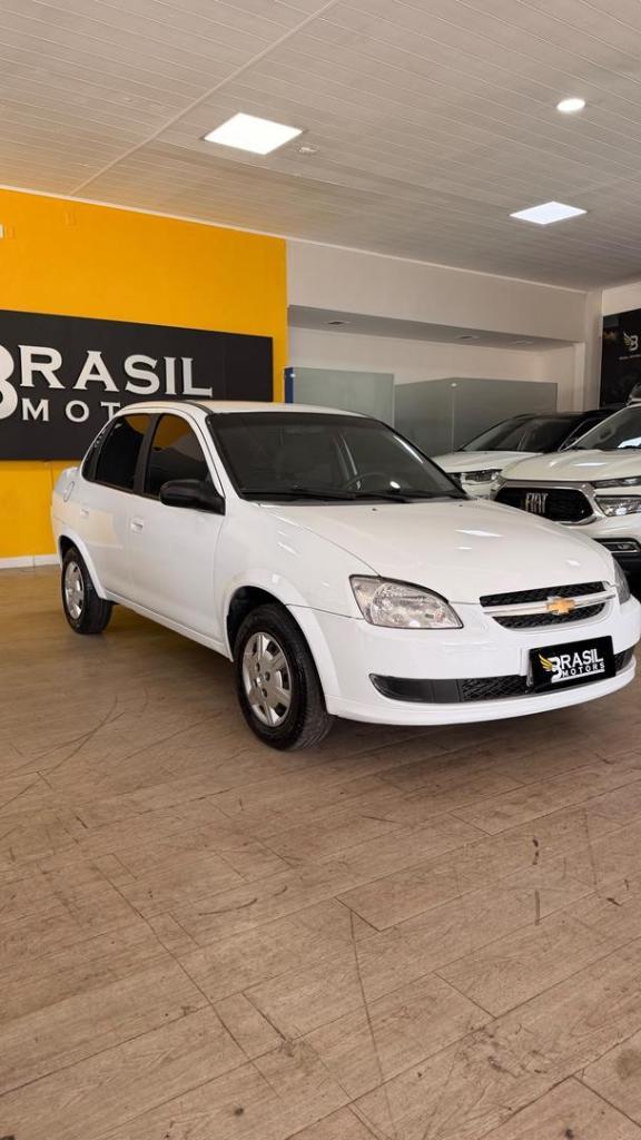 Chevrolet Classic ADVANTAGE 1.0 VHC FLEXPOWER 4P 2014