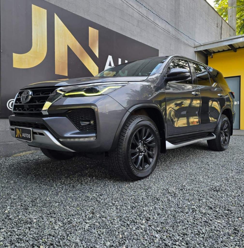 Toyota Hilux Sw4 Hilux SW4 SRX 4x4 2.8 TDI 16V Dies. Aut. 2021