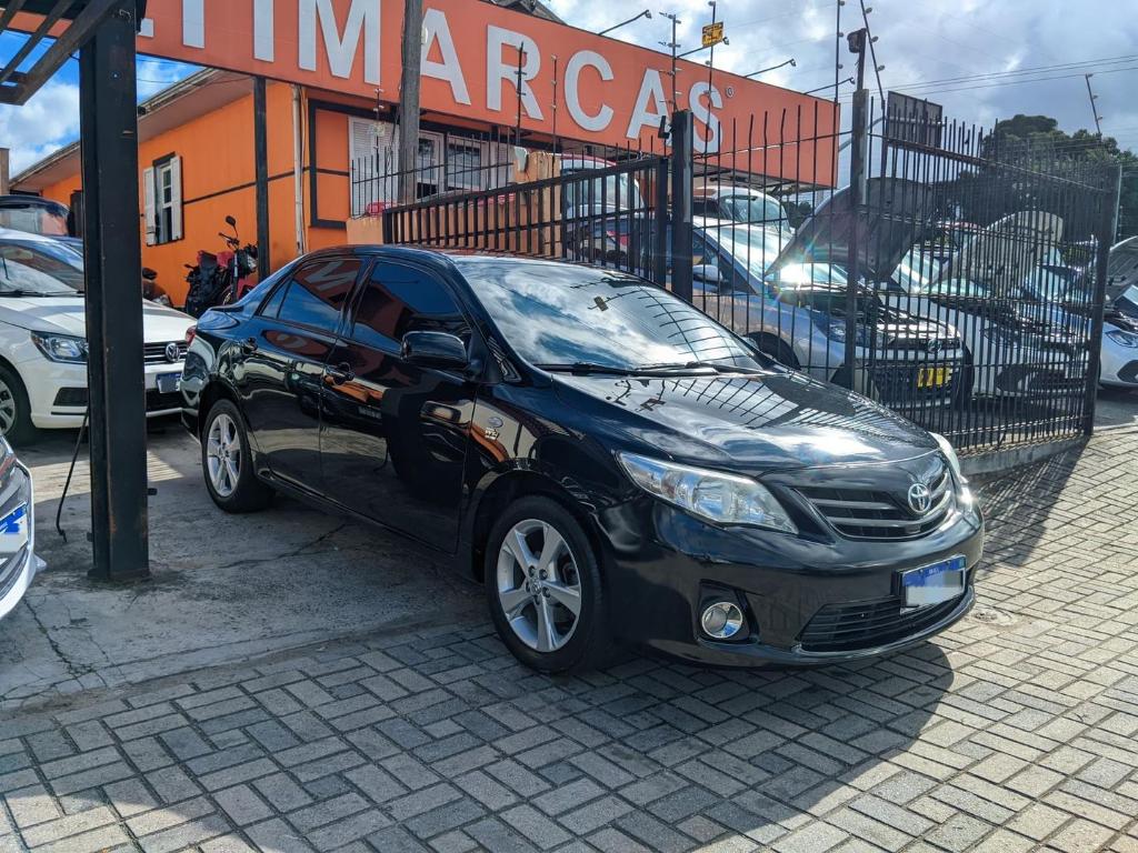 Toyota Corolla Corolla GLi 1.8 Flex 16V Mec. 2013