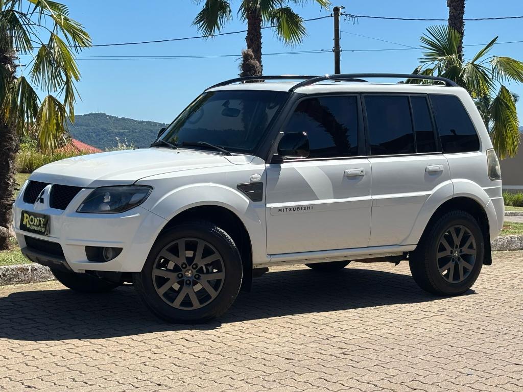 Mitsubishi Pajero Pajero TR4 2.0 Flex 16V 4X2 Aut. 2014