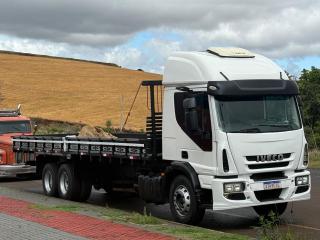 Foto do veículo Iveco Tector 240e28 6x2 3e
