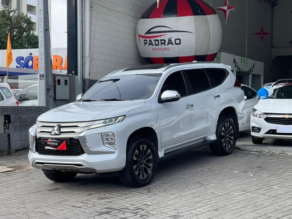 Mitsubishi Pajero 2021