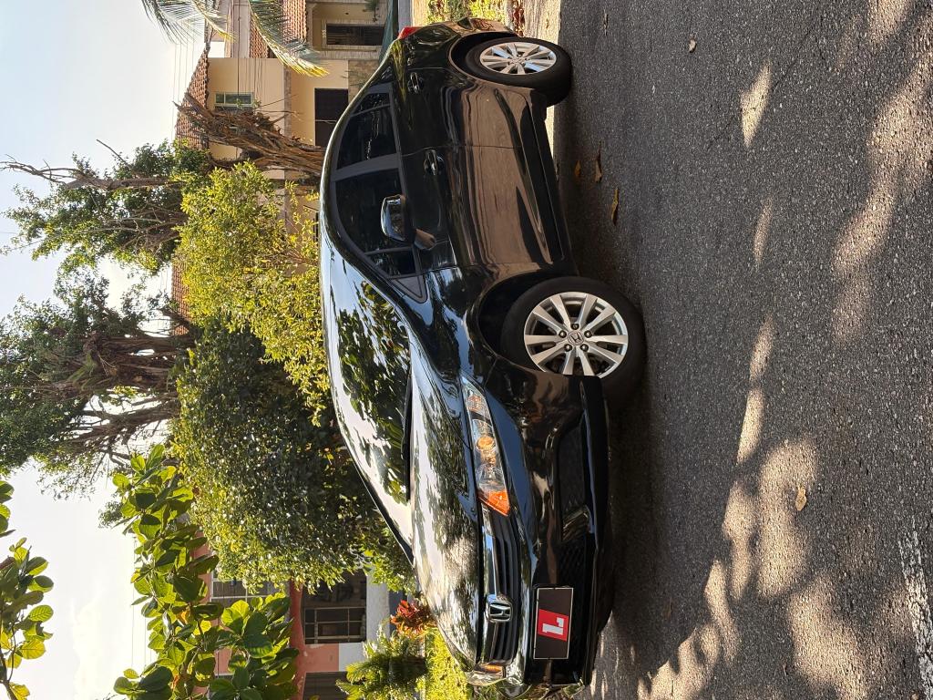Honda Civic 1.8 LXS 16V FLEX 4P AUTOMÁTICO 2012