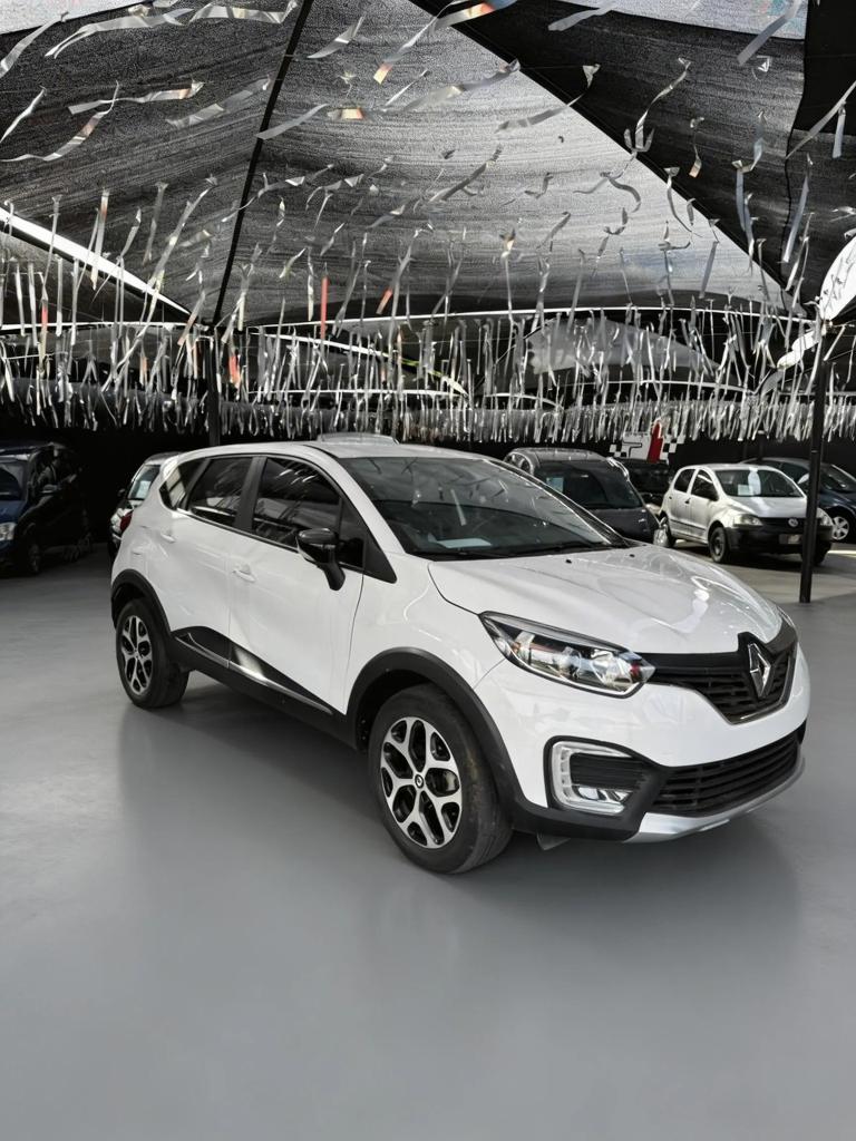 Renault Captur 2.0 16V HI-FLEX INTENSE AUTOMÁTICO 2021