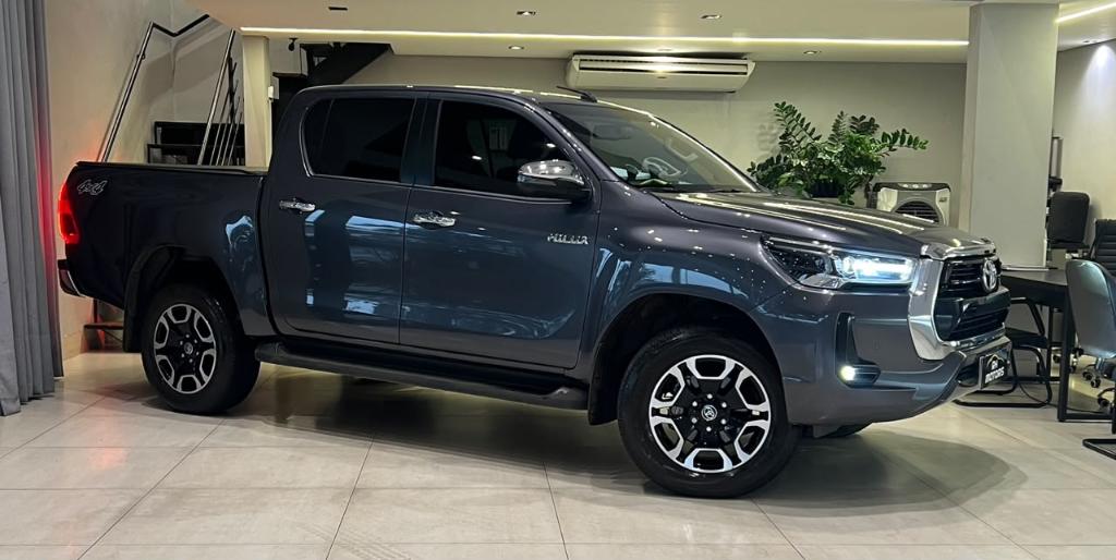 Toyota Hilux CD SRX 4X4 2.8 TB AT 2026