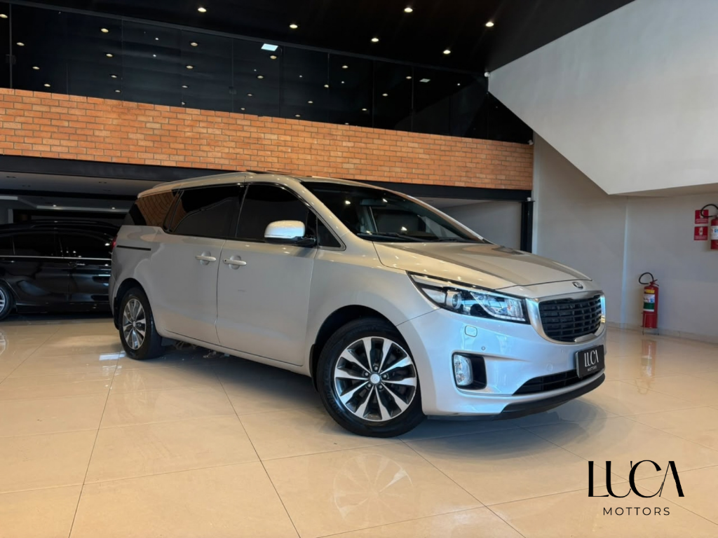 KIA Grand Carnival EX 3.3 V6 24V AT 2018