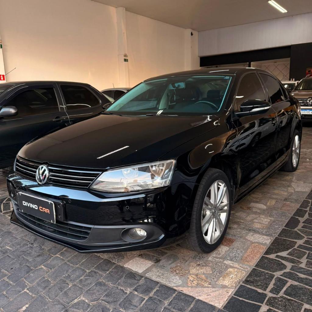 Volkswagen Jetta JETTA Comfortline 2.0 T.Flex 8V 4p Tipt. 2014