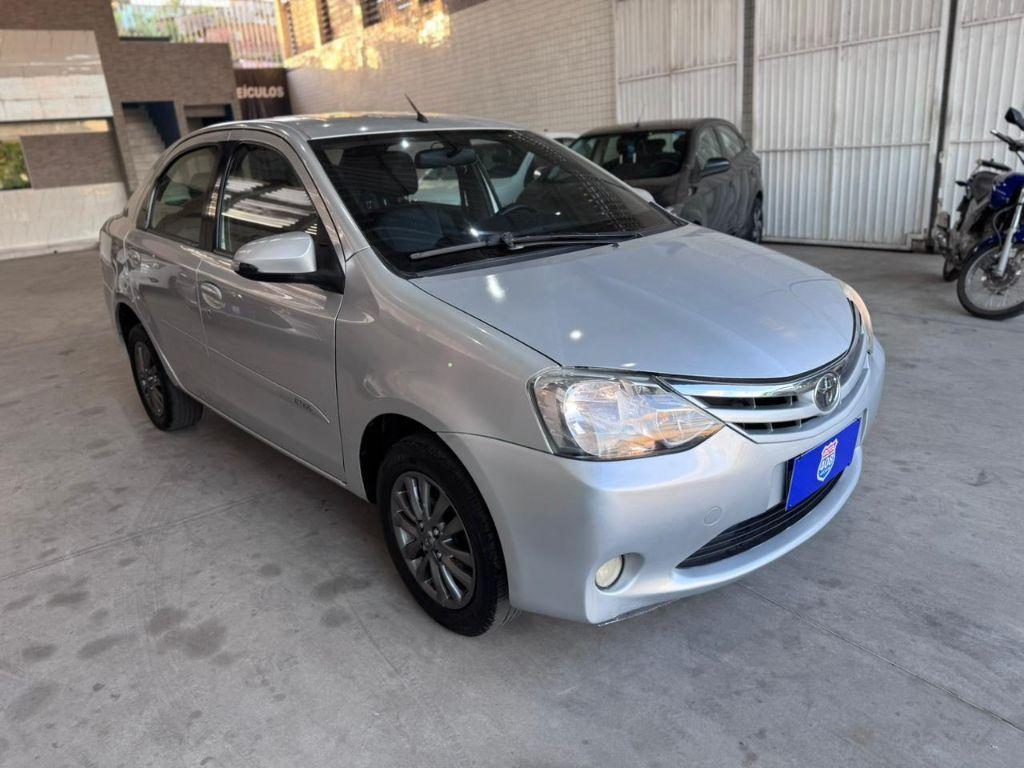 Toyota Etios ETIOS XLS Sedan 1.5 Flex 16V 4p Mec. 2016