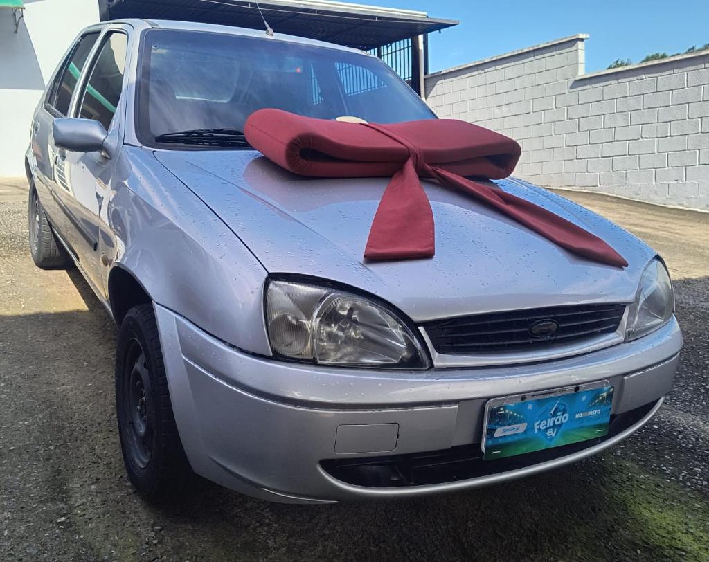 Ford Fiesta SEDAN STREET 1.0 8V 4P 2003