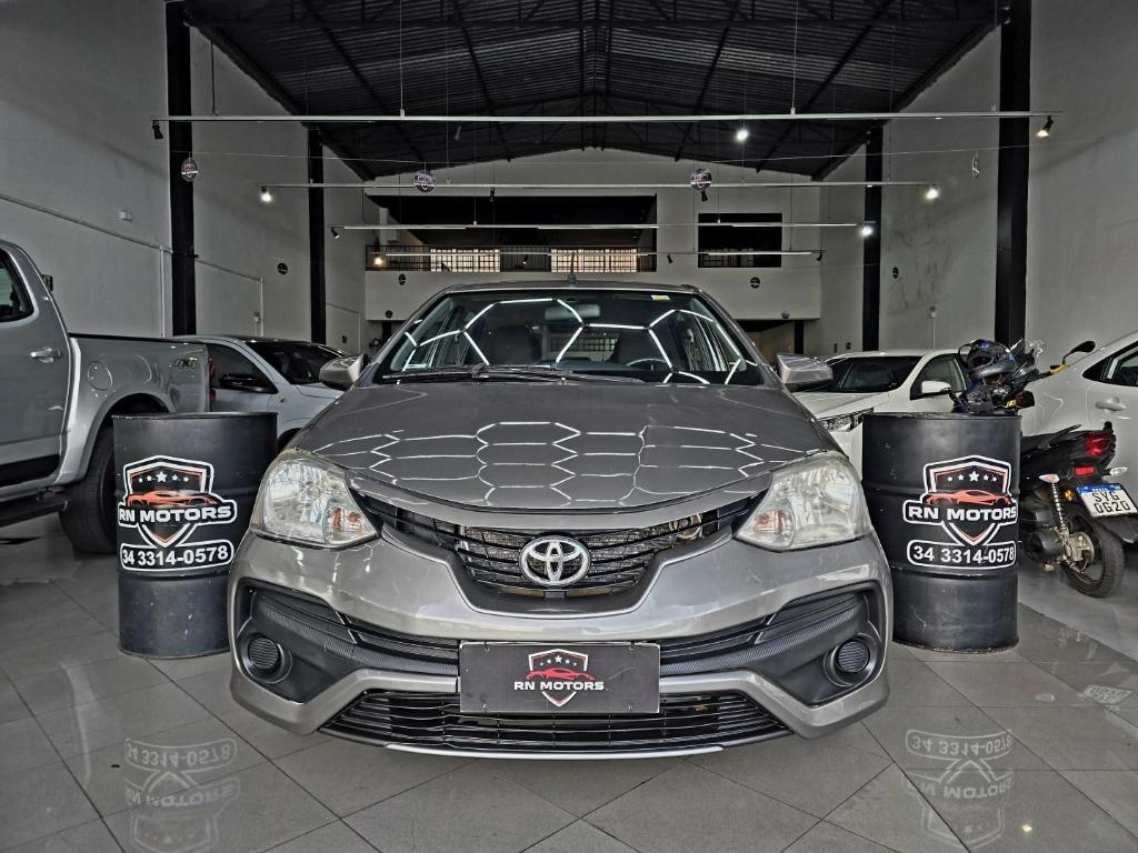 Toyota Etios 1.5 XS 16V FLEX 4P MANUAL 2018