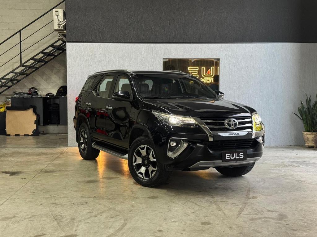 Toyota Hilux Sw4 Hilux SW4 SRX 4x4 2.8 TDI 16V Dies. Aut. 2018