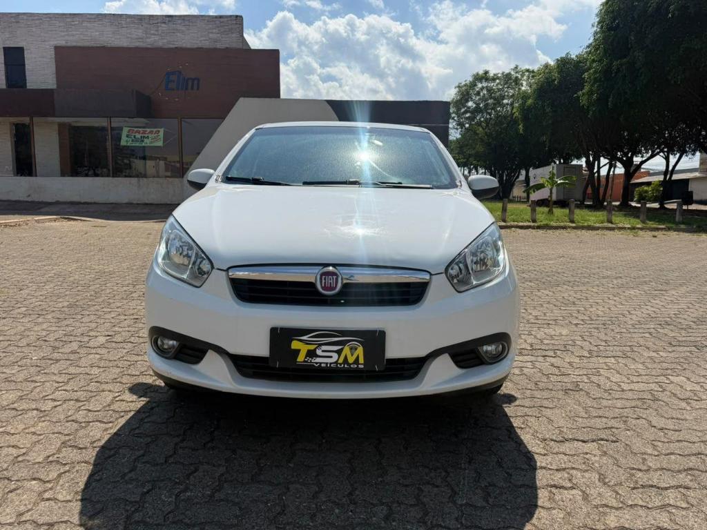 Fiat Grand Siena Siena 1.6 Essence 2015