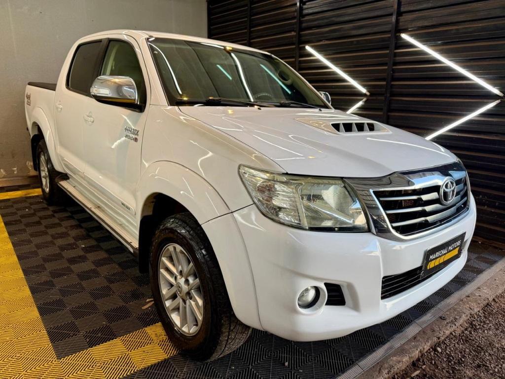 Toyota Hilux 2015