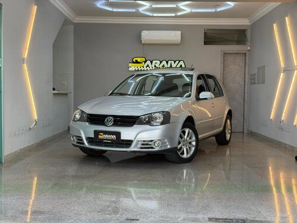 Volkswagen Golf 1.6 MI TOTAL FLEX 8V 4P 2012