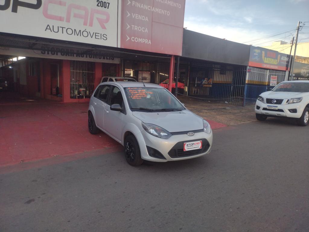 Ford Fiesta 1.0 ROCAM SE PLUS 8V FLEX 4P MANUAL 2014