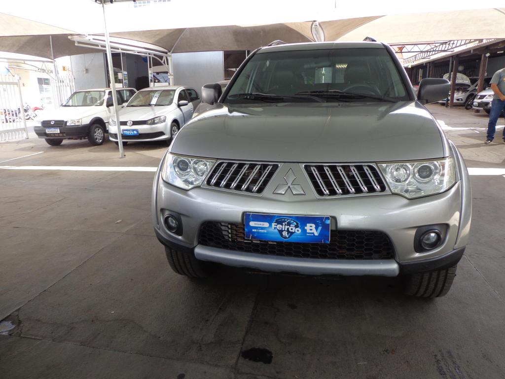 Mitsubishi Pajero 2013