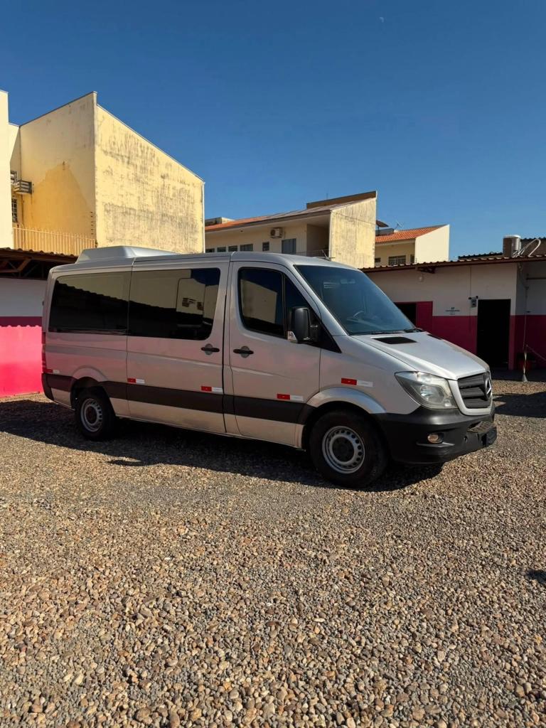 Mercedes-Benz Sprinter 2.1 Cdi 415 Furgao 7.5m 2017