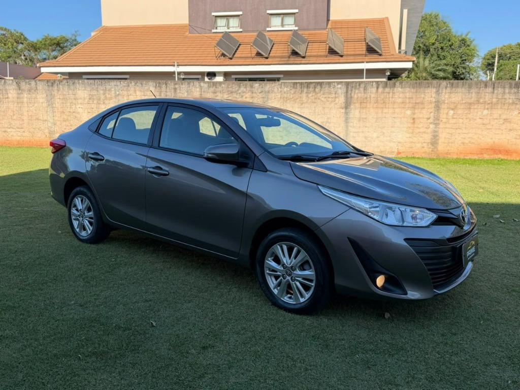 Toyota Yaris 1.3 16V FLEX XL LIVE MULTIDRIVE 2019