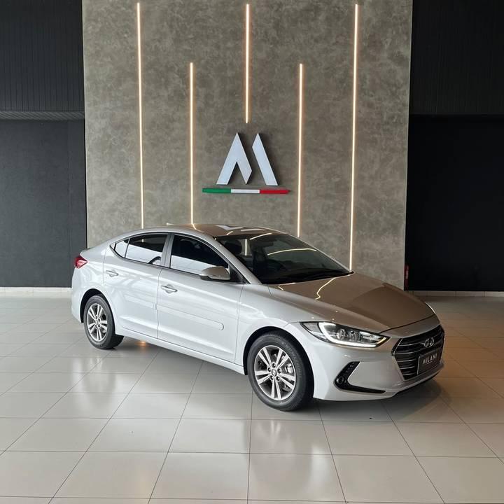 Hyundai Elantra 2.0 16V FLEX AUT. 2018