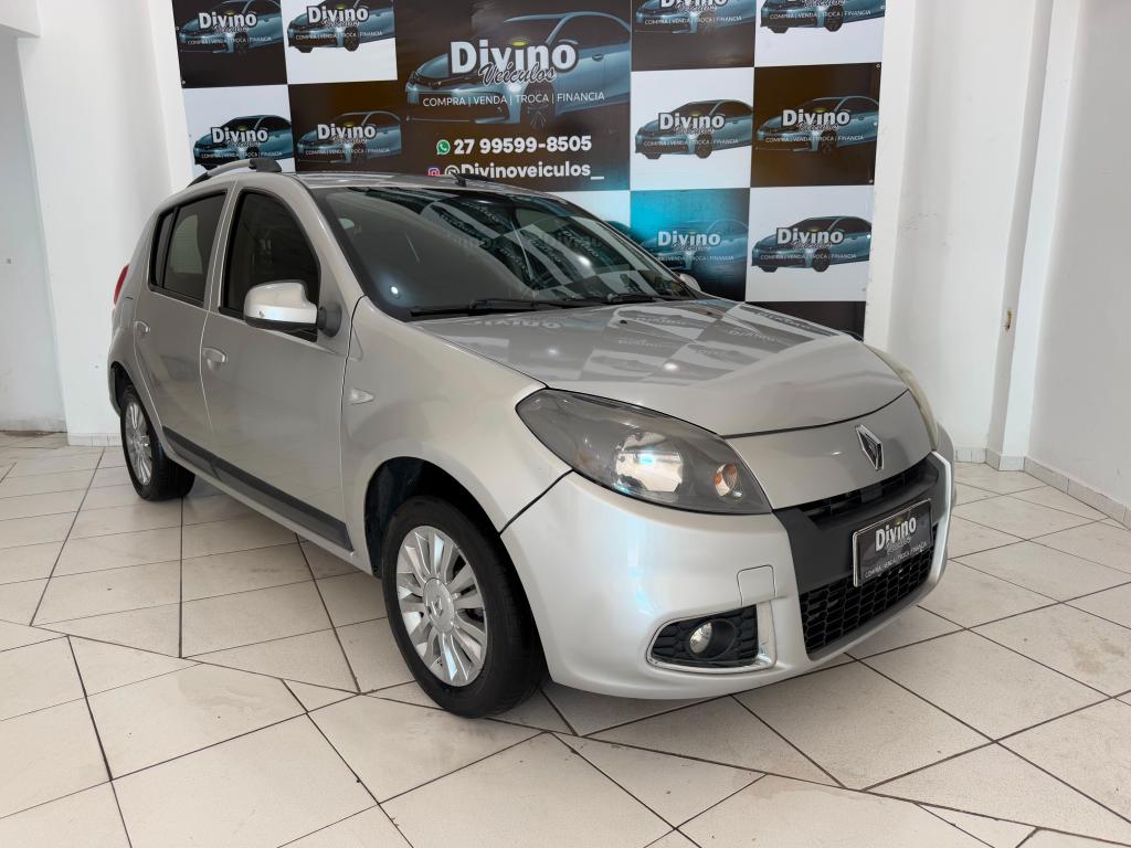 Renault Sandero 2013