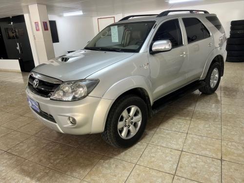 Toyota Hilux Sw4 3.0 4wd Srv Auto - Automática