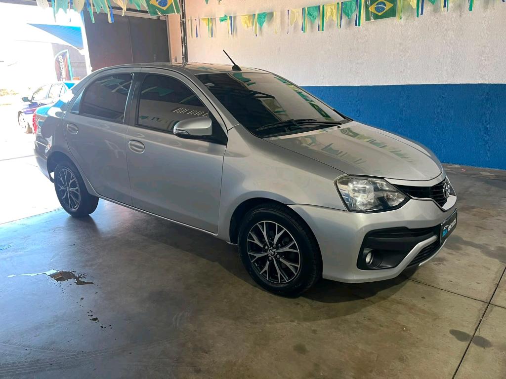 Toyota Etios ETIOS PLATINUM 1.5 Flex 16V 4p Aut. 2018