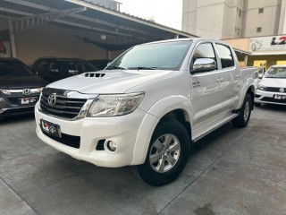 Foto do veículo Toyota Hilux 3.0 Srv 4x4 Cd 16v Turbo Intercooler 4p Automático