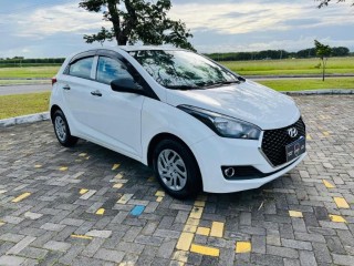 Foto do veículo Hyundai Hb20 Unique 1.0 Flex 12v Mec.