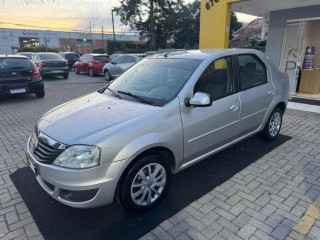 Foto do veículo Renault Logan 1.0 16v Hi-flex Authentique