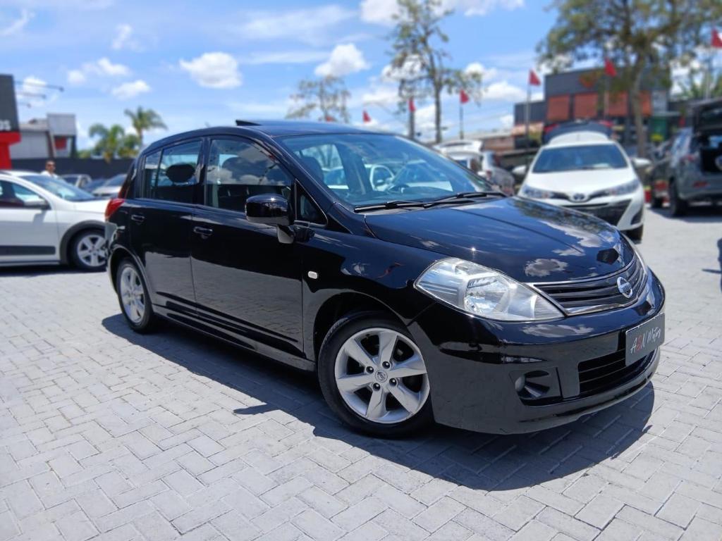 Nissan Tiida 2012